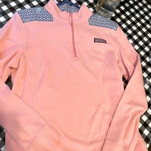 Size L Vineyard Vines quarter zip